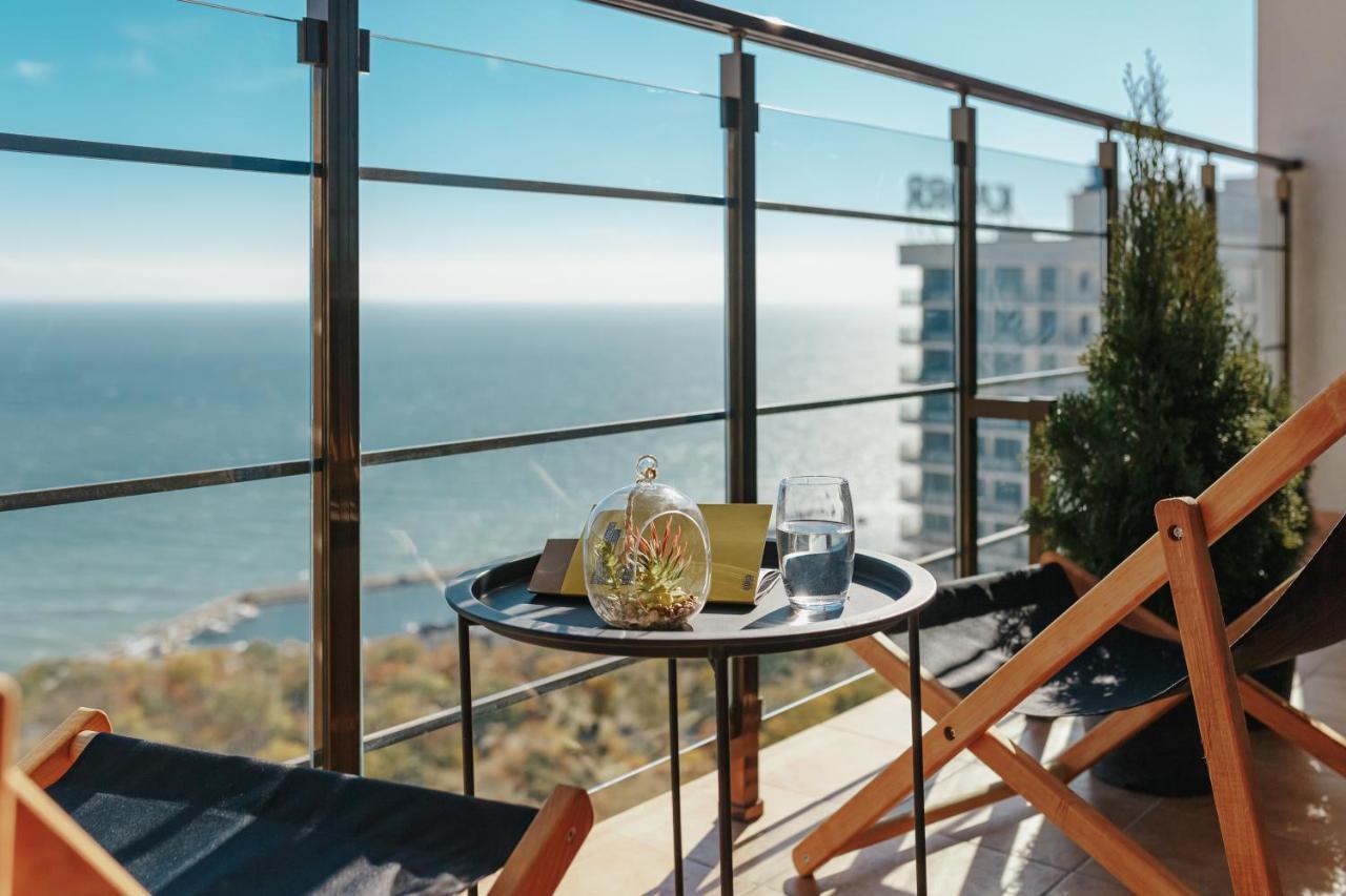 Sea & Sky Apartments Odesa Exterior foto
